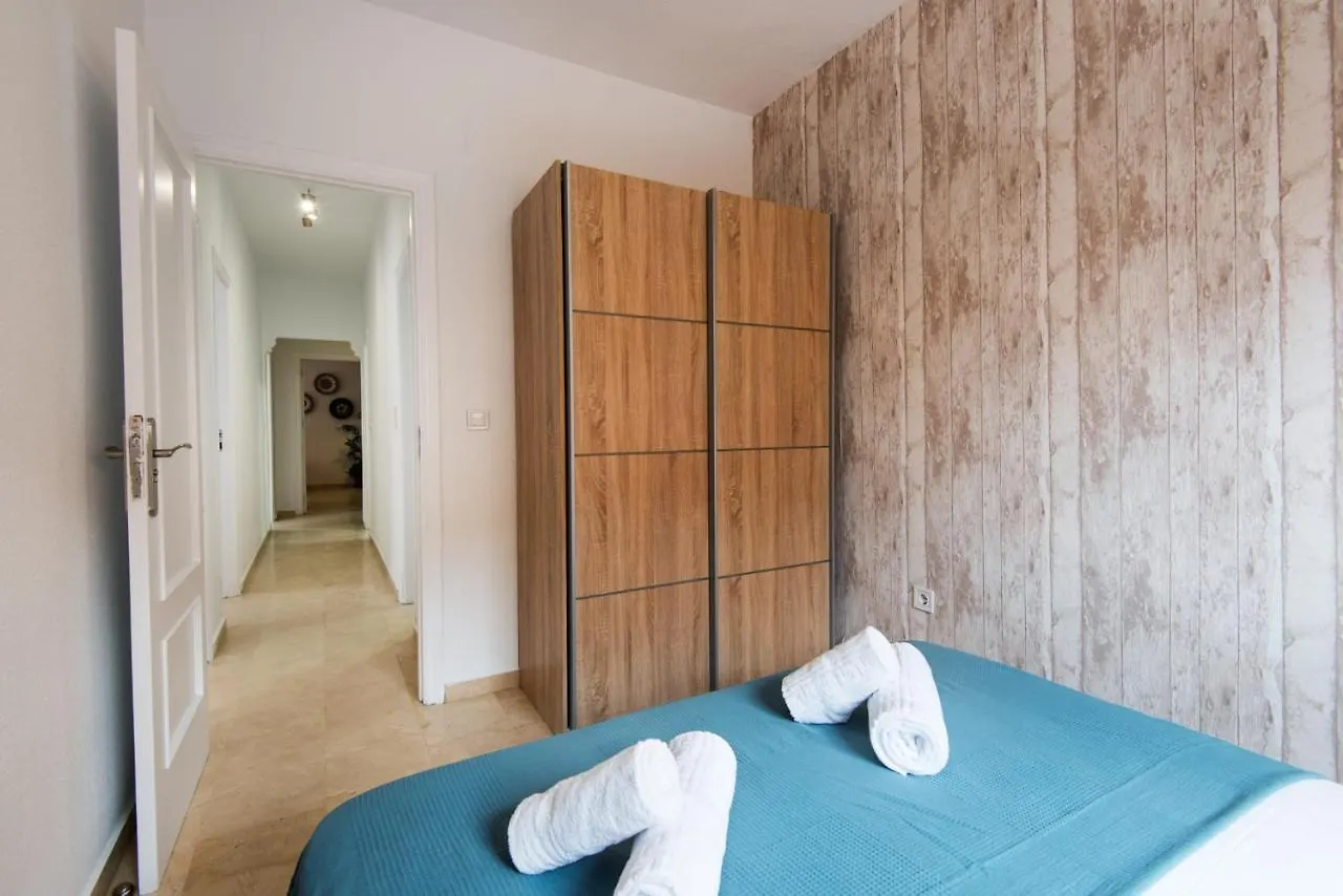 The 2Nd Corner: Central Apartment Ideal For Groups Málaga