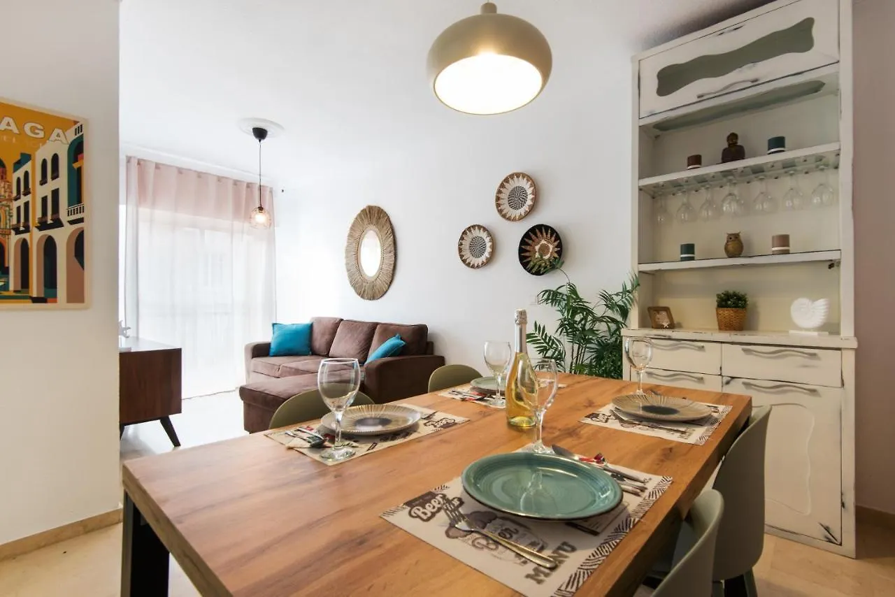 The 2Nd Corner: Central Apartment Ideal For Groups マラガ