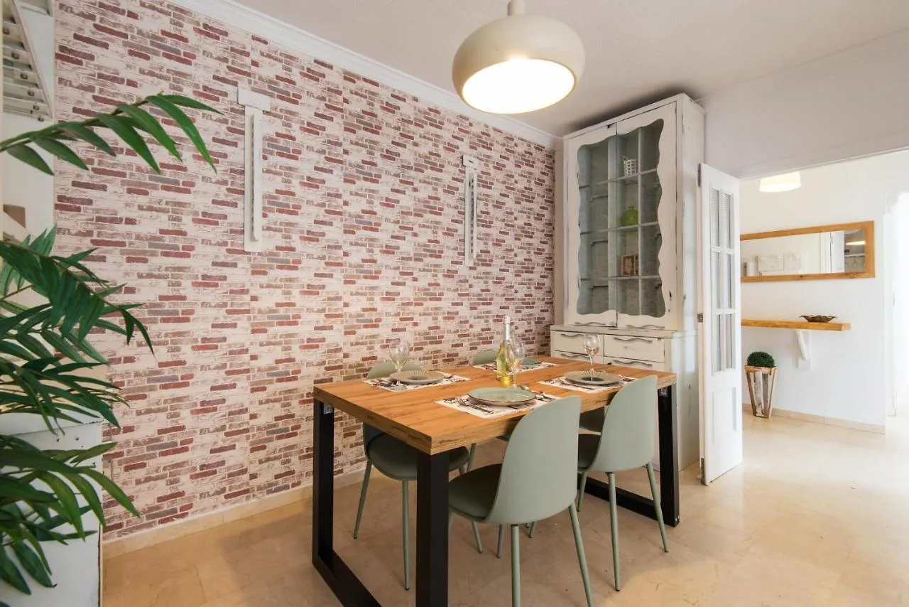 The 2Nd Corner: Central Apartment Ideal For Groups Málaga España