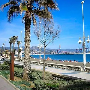 https://reyna-apartamentos.hotelsinnerja.org